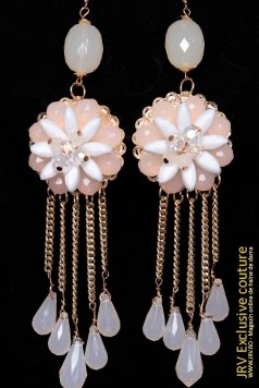 Cercei Flower Beige - Magazin online haine de dama Fashion