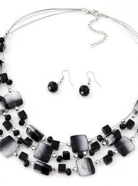 Set Akanni Black din Colectia de seturi JRV.ro