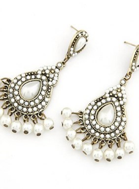 Cercei Bohemian Pears White din Colectia de cercei JRV.ro