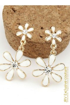 Cercei Twin Flowers White - Magazin online haine de dama Fashion