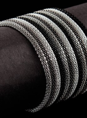 Bratara Gya Black-Silver din Colectia de scoase din stoc JRV.ro